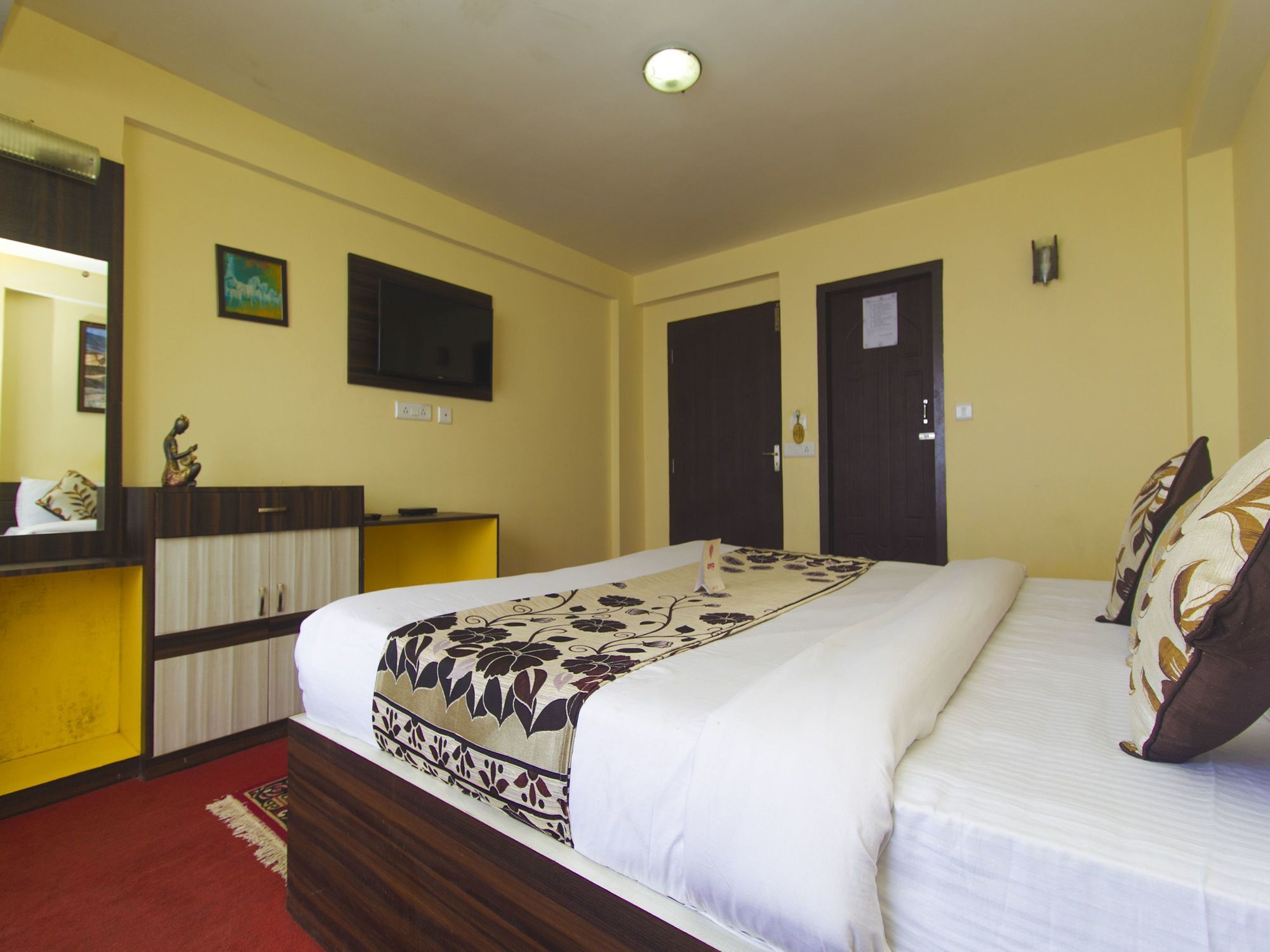 Oyo 4516 Golden Wind Horse Hotel Darjeeling  Exterior photo