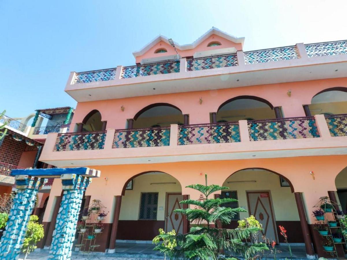 Oyo 4516 Golden Wind Horse Hotel Darjeeling  Exterior photo